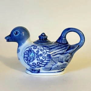 Vintage Blue & White Duck Porcelain Creamer Pitcher w/ Lid Chinese - Picture 1 of 8