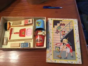 Child doll size household cleaning items, original box. vintage - Picture 1 of 5