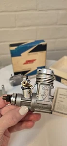 SuperTigre G .20 / .23 R/C Model Airplane Engine ~ 1970 - Picture 1 of 16