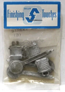 Selley 675-010272 O Scale Cast Metal Street Scale (3) NOS - Picture 1 of 1