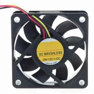 12 V 3Pin 40mm Mini 4 cm DC Bürstenlosen Computer Kühler Lüfter PC 40X40X10MM - Afbeelding 1 van 3