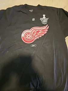 Detroit Red Wings 2008 Stanley Cup Champions Reebok T-Shirt Large - Picture 1 of 7