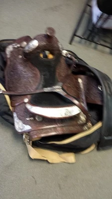 Linda sela lateral ocidental feita à mão, assento de 15 polegadas! Pedindo US$ 2595 e frete. - Imagem 1 de 4