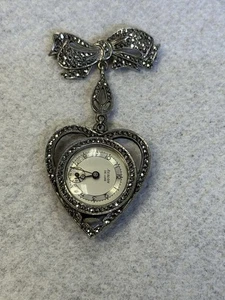 Spilla orologio AVALON DE LUXE argento sterling 925 antico vero quarzo marcasite - Foto 1 di 3