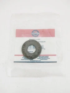 Genuine OEM Briggs & Stratton 7031751YP Brake Drum Washer NOS - Picture 1 of 3