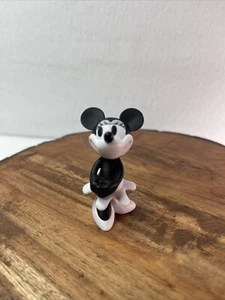 Disney Black & White Retro Look Minnie Mouse PVC Figure 2in - Picture 1 of 4