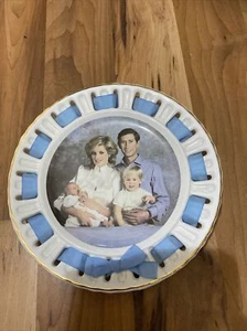 Fenton China Ribbon Vintage Plate British Royal Family Portrait Princess Diana - Picture 1 of 7