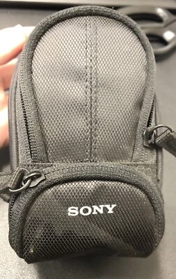 Sony LCS-CSU Camera Case Soft Carrying Case - Image 1 of 2