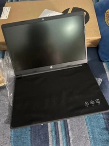HP 255 G8 15,6" (256GB SSD, AMD Ryzen 5 5500U, 2,10GHz, 8GB RAM) Notebook -... - Afbeelding 1 van 4