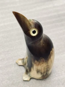 Vintage geschnitzte Pinguin Figur Glasaugen ~ 4,5" hoch Nachlass Fund Regal Sitter - Bild 1 von 10
