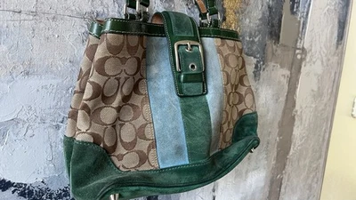 蔻驰绿色签名Monogram标志汉普顿麂皮绒托特包手提包 — 第 1/4 张图片