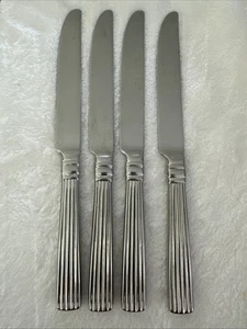 REED & BARTON CRESCENDO II Lot Of 4 Dinner Knives Stainless 18/10 - Picture 1 of 6