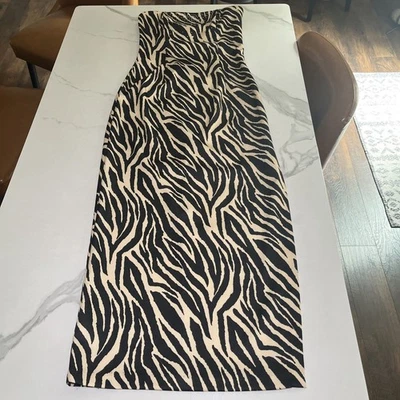 Vestido de fiesta Jessica McClintock Gunne Sax PROM talla 7/8 sin tirantes estampado largo de cebra Foto 1 de 4