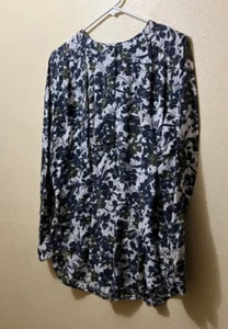 Loft Women's Floral 1/2 Button Lightweight Long Sleeve Rayon Blouse Size Medium - Picture 1 of 5