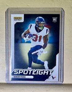 Dameon Pierce 2022 NFL Panini #32 Spotlight Rookie Football Card 1/603 - Picture 1 of 2