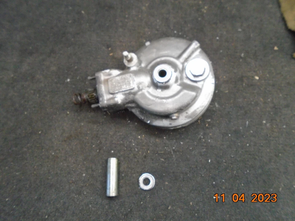 85 Kawasaki ZN700A ZN 700 LTD 1985 tracción final diferencial trasero Foto 1 de 4