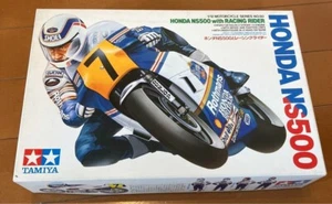 HONDA NS500 with Racing Rider 1/12 Scale Motorcycle Series No50 Model Kit Tamiya - Picture 1 of 3
