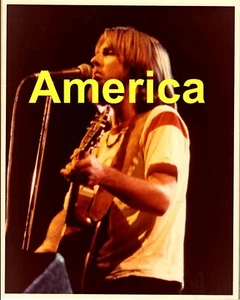 Rock Group America in concert - Exclusive 1970's 8x10 Color Photo - Imagen 1 de 1
