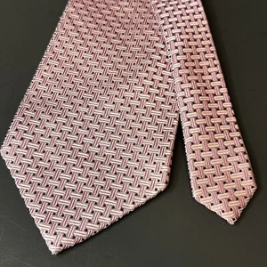 Roundtree & Yorke Neck Tie Pink w/Black Dots 100% SILK HandMade - Picture 1 of 10