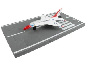 General Dynamics F-16 Fighting Falcon Fighter Aircraft bianco "United States Air - Foto 1 di 2