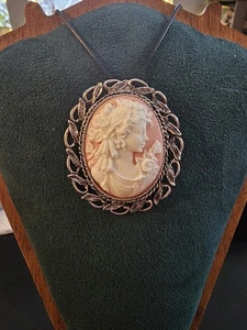 Vintage Kamee Anhänger/Brosche New Old Stock - Bild 1 von 4