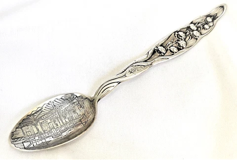 VTG Saratoga Lily of the Valley Sterling Silver Souvenir Spoon 5 7/8" Whiting Cover