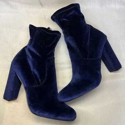Botas de tornozelo femininas Steve Madden 8 M veludo azul salto robusto edição - Imagem 1 de 4