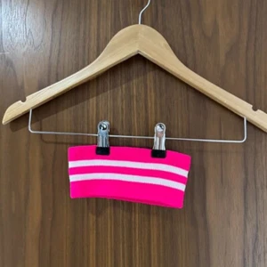 funky warm winter bubblegum pop neon pink white knit elastic headband barbiecore - Picture 1 of 4