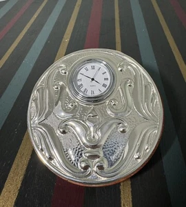 925 Sterling Silver Hallmarked Vintage Style Quartz Round Table Clock - Picture 1 of 24