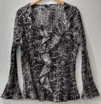 Top informal plisado con volantes y estampado animal East 5th para mujer (E17) Foto 1 de 4