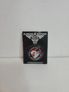 Harley-Davidson Feliz Navidad Blinking Button 1995 RKS Stocking Stuffer  - Imagen 1 de 2