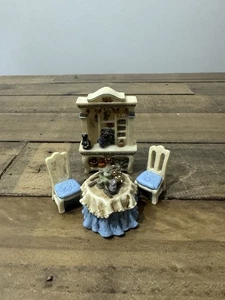 2001 Avon Victorian Memories Miniatur Küchenmöbel 4-teiliges Set handbemalt - Bild 1 von 10