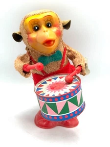 Vintage Uhrwerk musikalischer Affe mit schlagender Blechtrommel Aufziehspielzeug - Bild 1 von 2