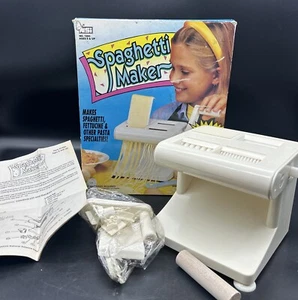 NSI toy Spaghetti Maker Vintage Toy Hand Crank Working Toy. Item No.1995 - Picture 1 of 13
