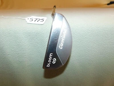 Ladies Women's Cleveland Bloom Steel  33.25 Inch Right Handed Blade Putter S775 - Image 1 of 4