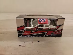 ‘05 Team Caliber TALLADEGA Die Cast 1:64 Scale Oct. 2, 2005 NASCAR Program Car - Picture 1 of 6