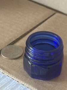 "Frascos de noxzema octágonos de vidrio azul cobalto vintage botellas azul profundo de 1,5"" de alto" - Imagen 1 de 8