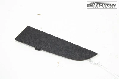 2011-2023 DODGE ЗАРЯДНОЕ УСТРОЙСТВО ЗАДНЯЯ ПРАВАЯ БОКОВАЯ ДВЕРНАЯ ПАНЕЛЬ ПОДЛОКОТНИК ШТЕПСЕЛЬНАЯ ВИЛКА ОТДЕЛКА OEM - Изображение 1 из 4