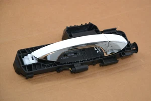 2010-2016 Mercedes E350 W212 Front Right Passenger Exterior Door Handle OEM - Picture 1 of 4