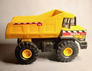 TONKA MINI POTENTE DUMPER 768 ~ Vintage Hasbro Maisto @1998 - Foto 1 di 4