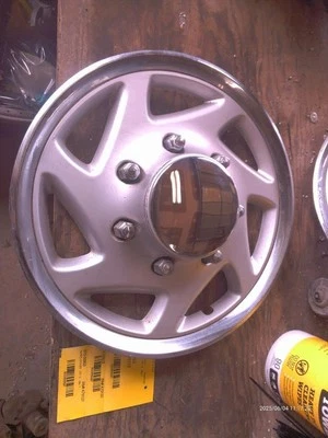 Tapacubos cubierta rueda Srw 7 radios en ángulo para furgoneta Ford E350 95-16 855597 Foto 1 de 4
