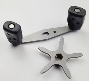 Pieza de carrete Abu Garcia Ambassadeur - Mango gris humo y rueda estrella - Imagen 1 de 5