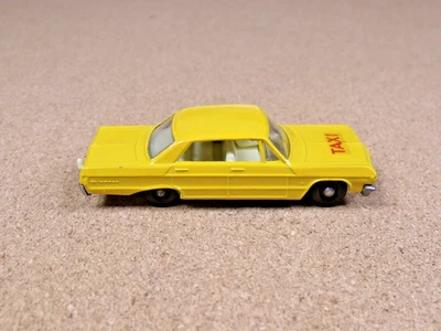 OLD VINTAGE LESNEY MATCHBOX # 20 CHEVROLET IMPALA TAXI - Image 1 of 4