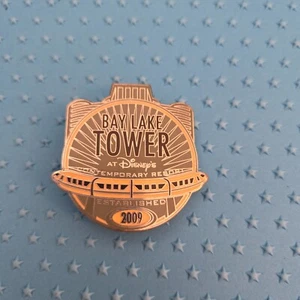 2015 Disney Vacation Cub (DVC) Commemorative Collection Bay Lake Tower Pin ONLY - Picture 1 of 2