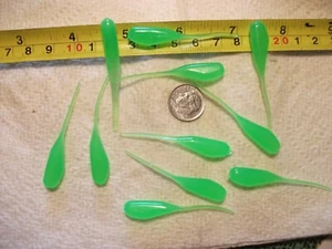 70-2"-CRAPPIE-PANFISH-SOFT PLASTIC GRUBS-JIGS-MINNOWS-SCENT-STINGERS-baits-lures - Picture 1 of 5