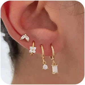 Gold Hoop Earrings for Women Trendy, Dainty Gold Stud Earrings 14K Gold Plated C - Picture 1 of 7