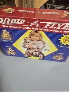 Radio Flyer Classic Tricycle No. 553 - Picture 1 of 6