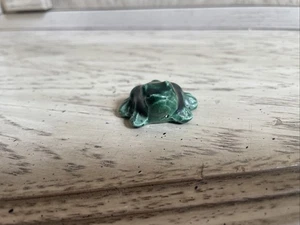 Vintage Miniatur kleine Keramik glasiert grüne Kröte Frosch Figur Feengarten - Bild 1 von 9