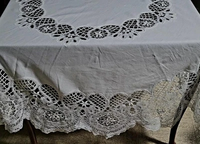 Antik Vintage 60" Runde Weiß Elfenbein Tätowierte Kante und Mitte Tischdecke Wunderschön - Bild 1 von 4