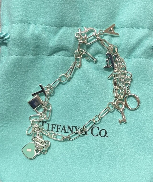 Pulsera colgante de plata Tiffany & Co. Foto 1 de 1